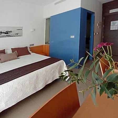 Alboran Hotel 2*