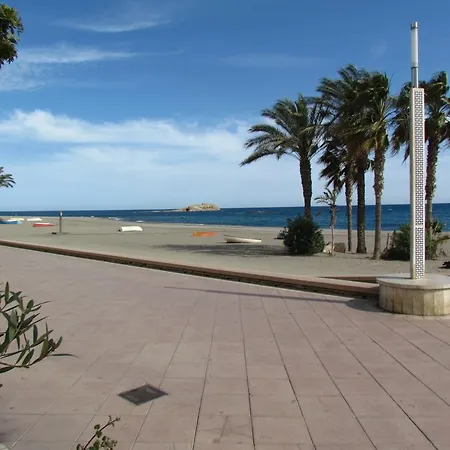 Hotel Alboran